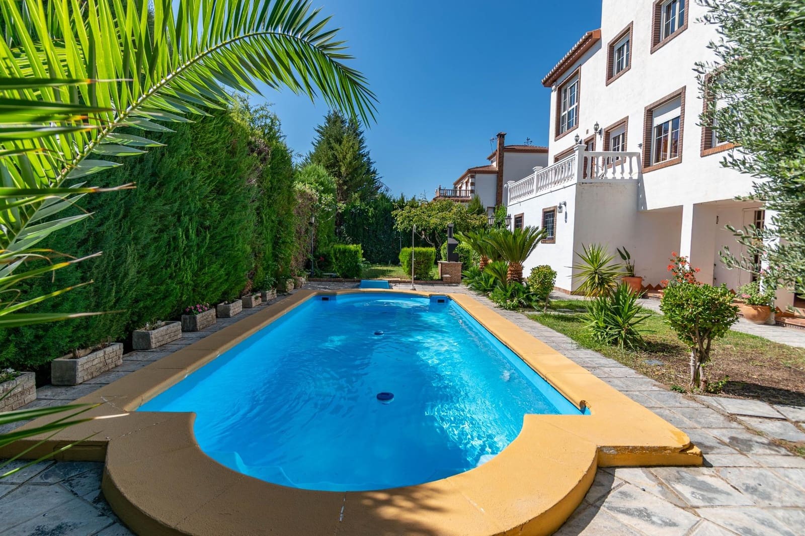 6 soveværelse Villa til salg i Albolote med swimmingpool garage - € 495.000 (Ref: 9240363)