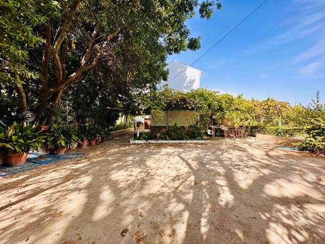 3 camera da letto Finca/Casa di Campagna in vendita in Loja con piscina - 290.000 € (Rif: 9252404)