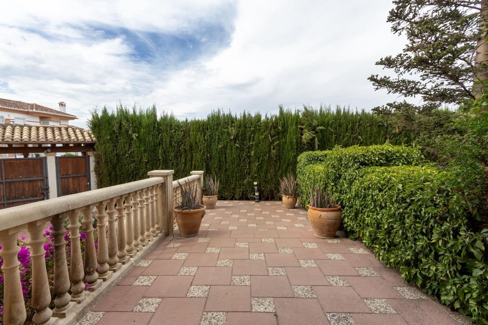 6 slaapkamer Villa te koop in Padul met zwembad - € 350.000 (Ref: 9252405)