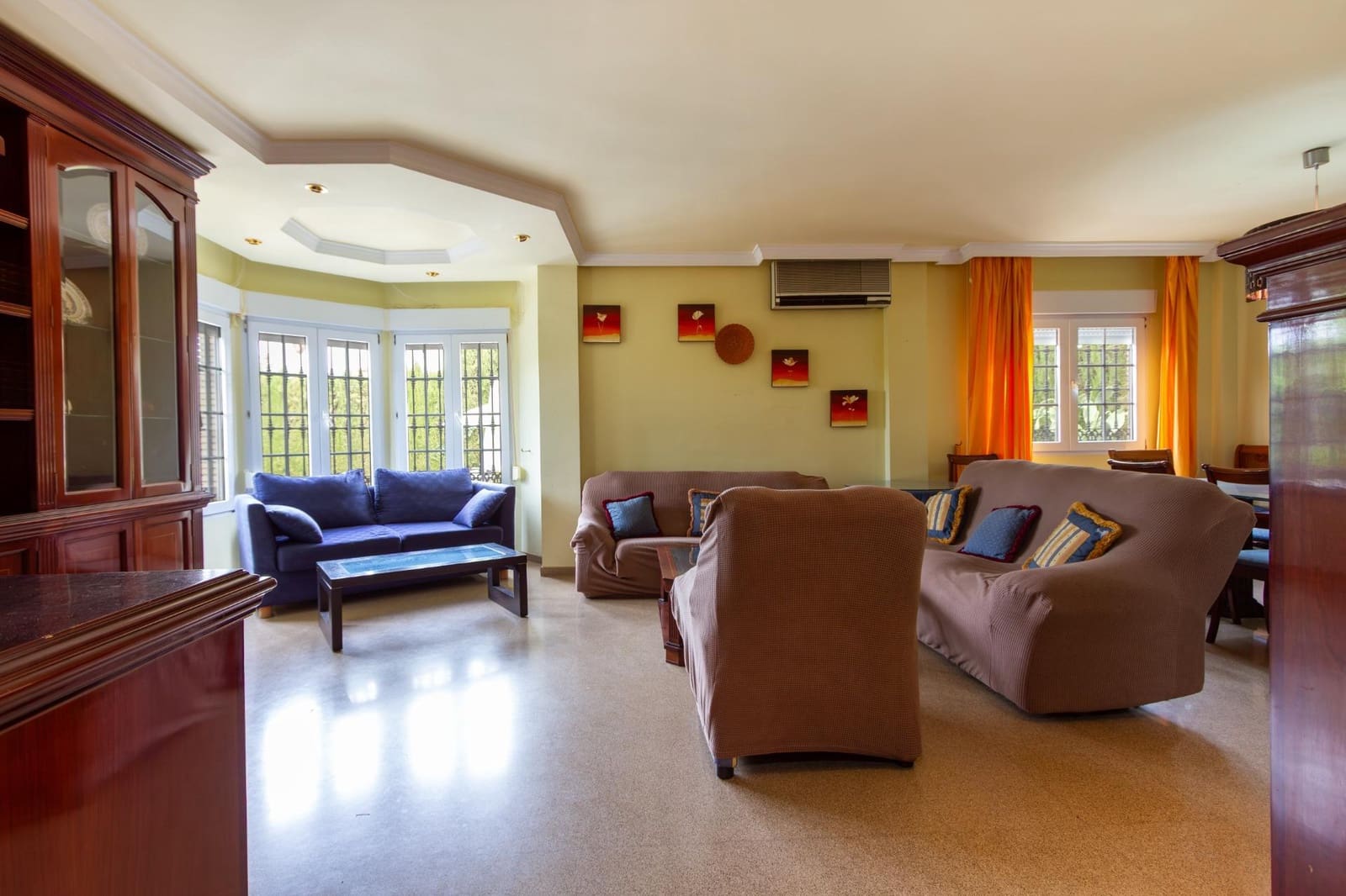 6 slaapkamer Villa te koop in Padul met zwembad - € 350.000 (Ref: 9252405)