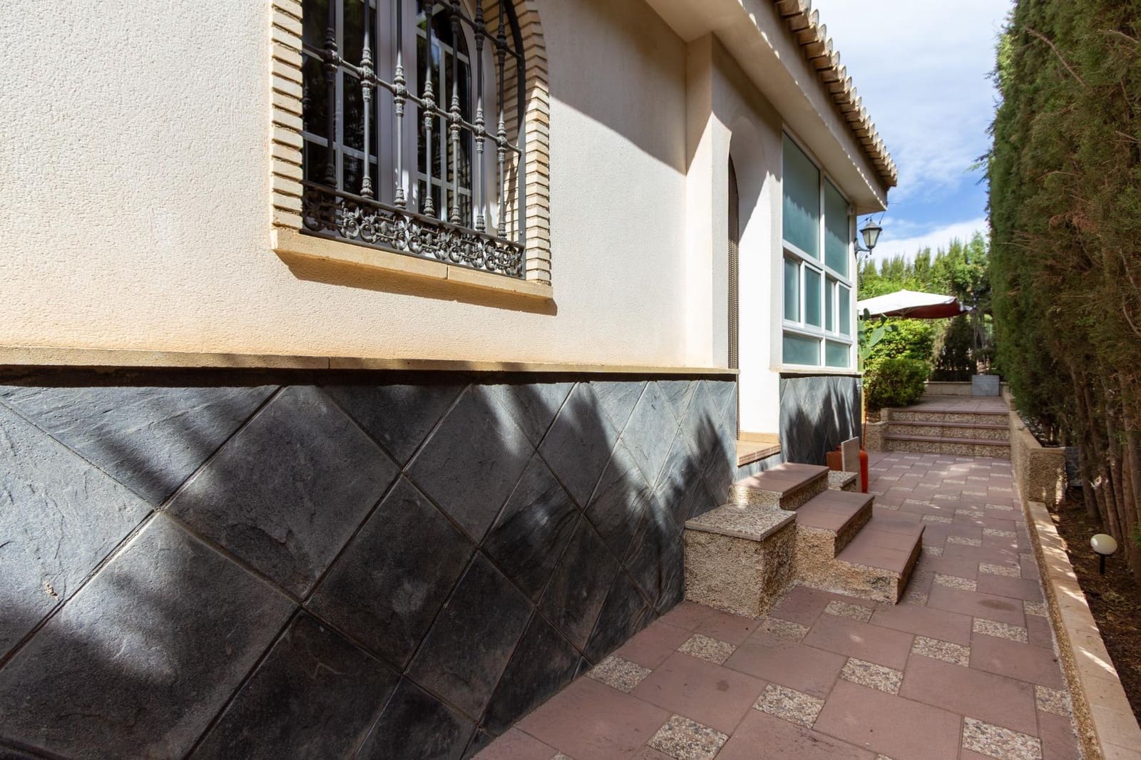 6 slaapkamer Villa te koop in Padul met zwembad - € 350.000 (Ref: 9252405)