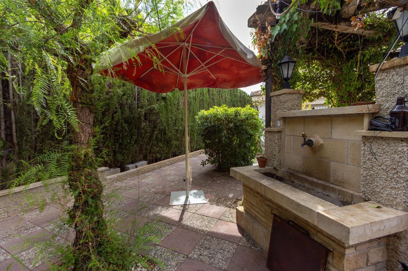 6 slaapkamer Villa te koop in Padul met zwembad - € 350.000 (Ref: 9252405)