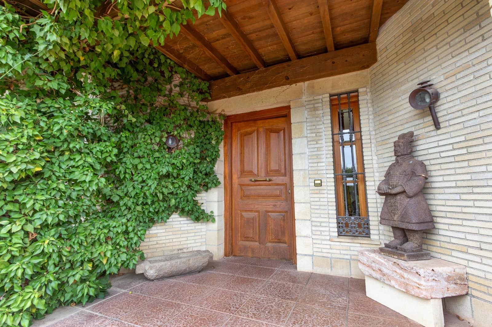 6 slaapkamer Villa te koop in Padul met zwembad - € 350.000 (Ref: 9252405)