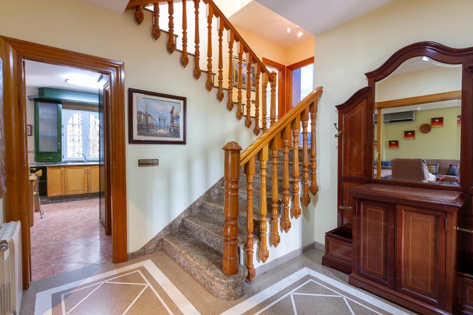 6 slaapkamer Villa te koop in Padul met zwembad - € 350.000 (Ref: 9252405)