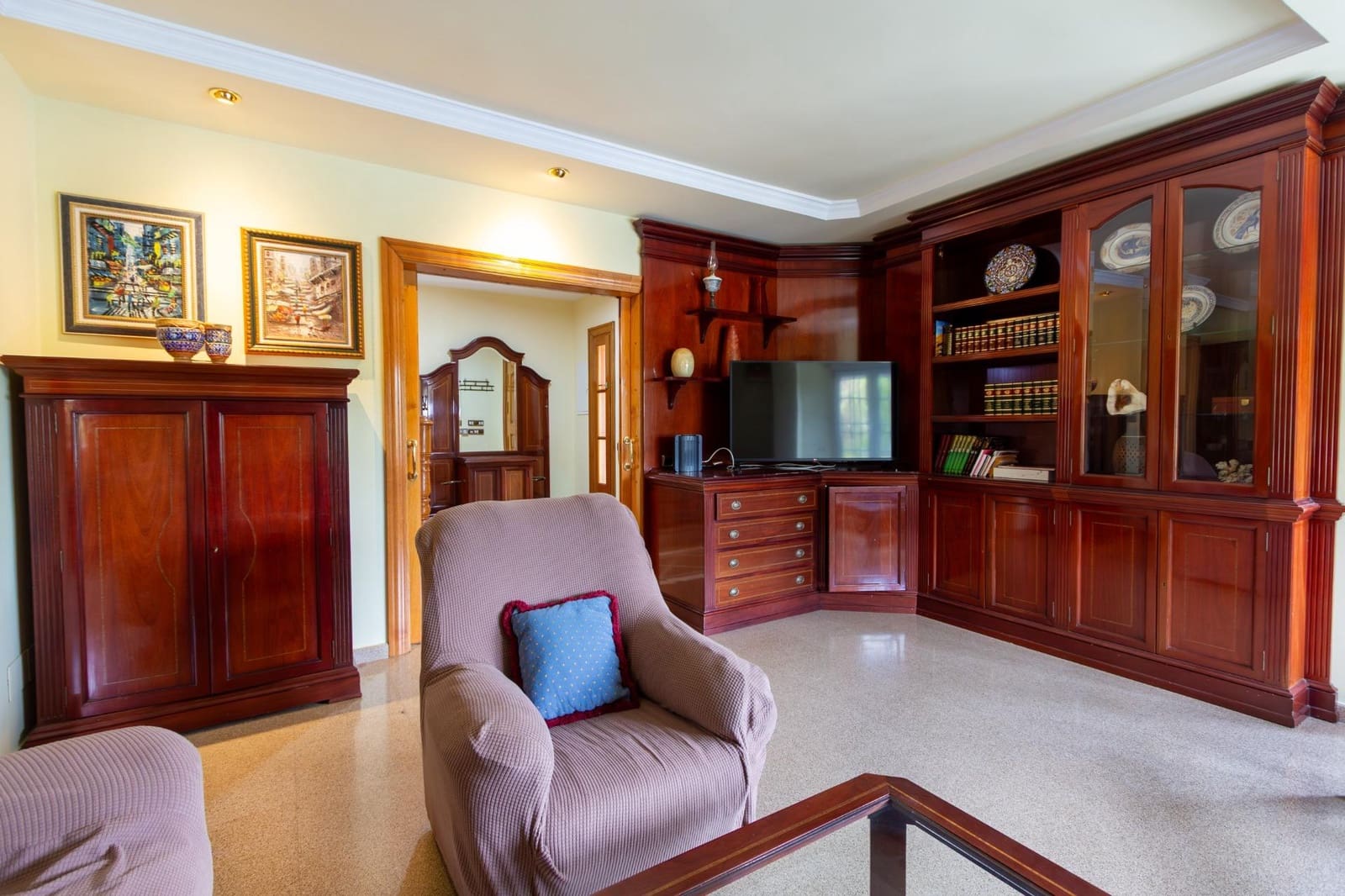 6 slaapkamer Villa te koop in Padul met zwembad - € 350.000 (Ref: 9252405)