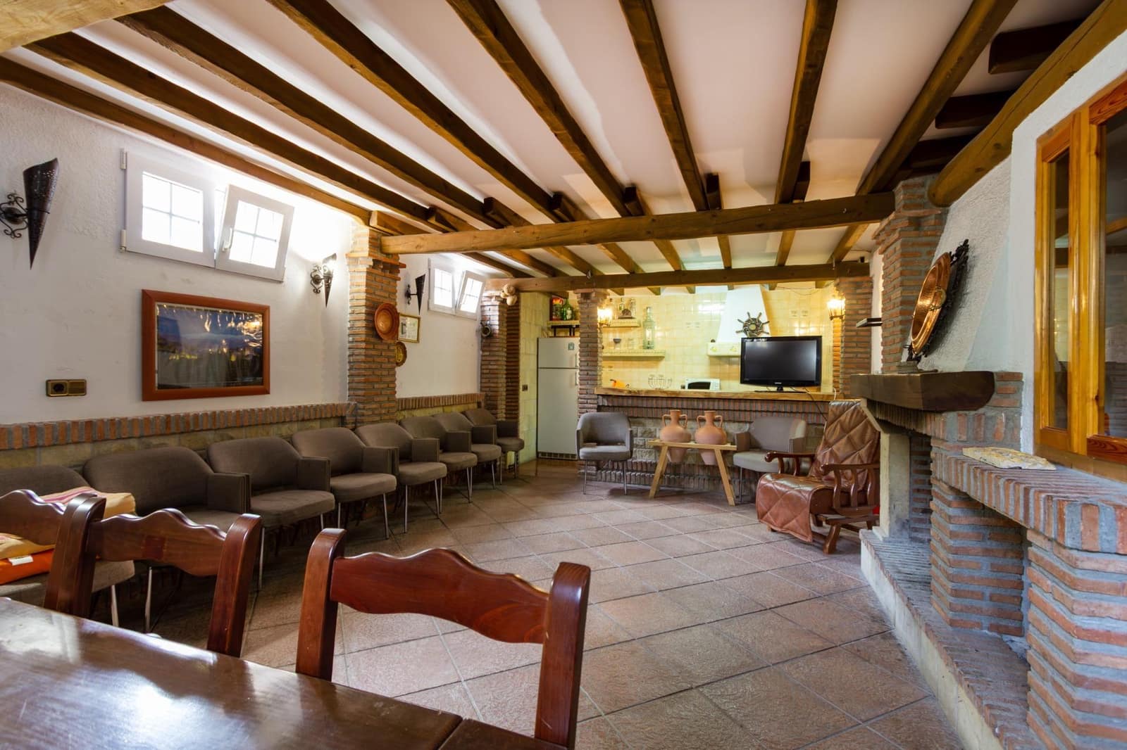 6 slaapkamer Villa te koop in Padul met zwembad - € 350.000 (Ref: 9252405)