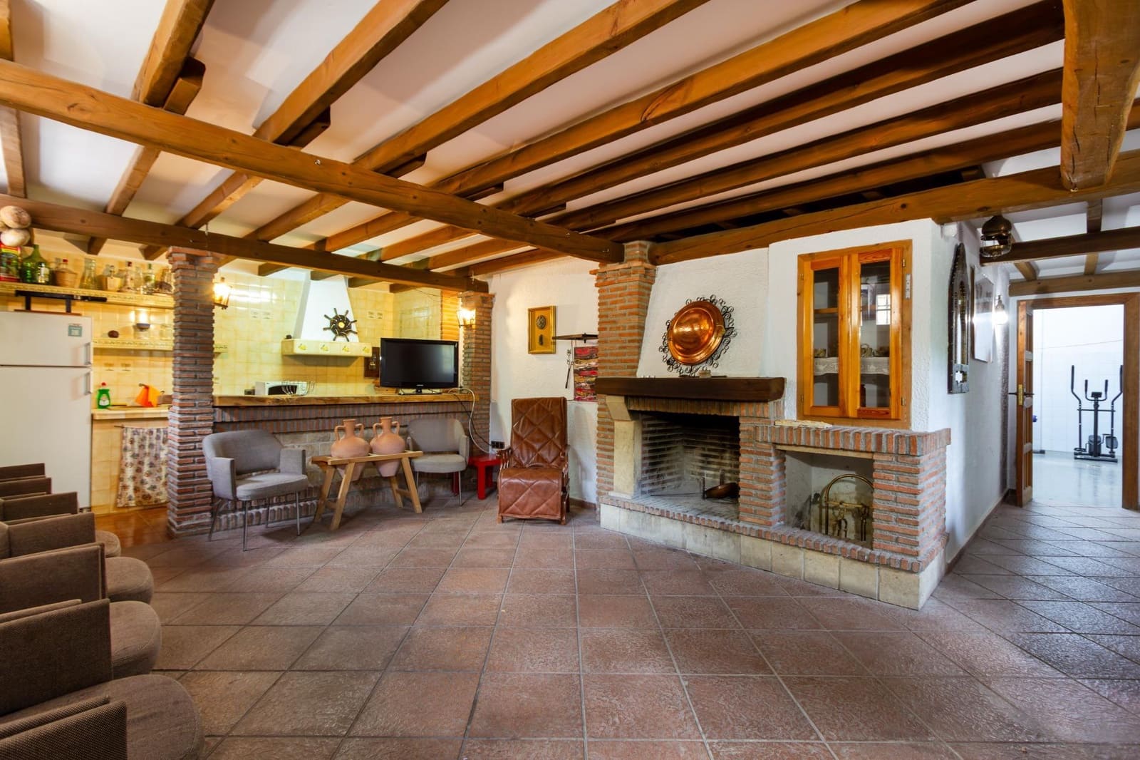 6 slaapkamer Villa te koop in Padul met zwembad - € 350.000 (Ref: 9252405)