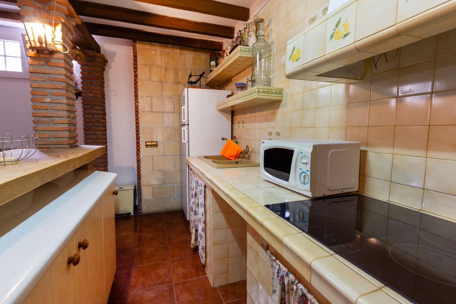 6 slaapkamer Villa te koop in Padul met zwembad - € 350.000 (Ref: 9252405)