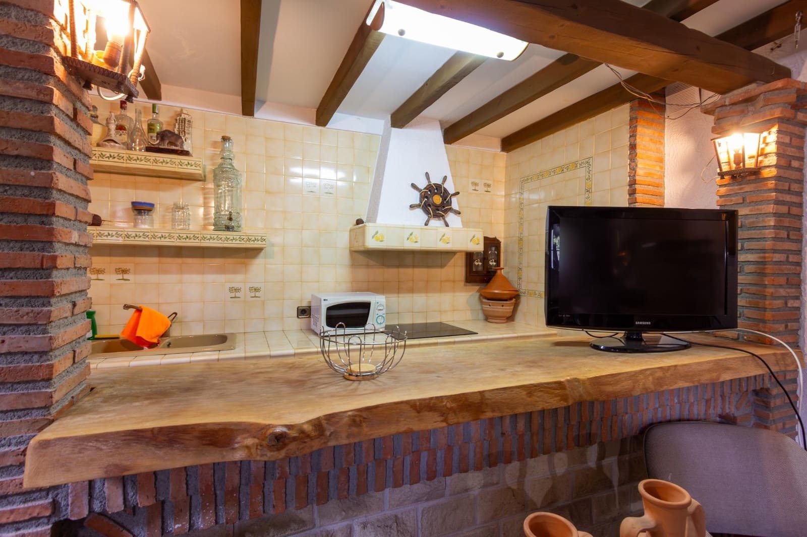 6 slaapkamer Villa te koop in Padul met zwembad - € 350.000 (Ref: 9252405)