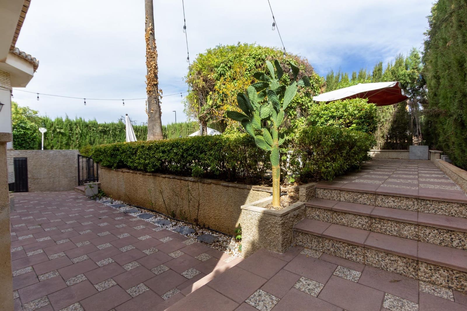 6 slaapkamer Villa te koop in Padul met zwembad - € 350.000 (Ref: 9252405)