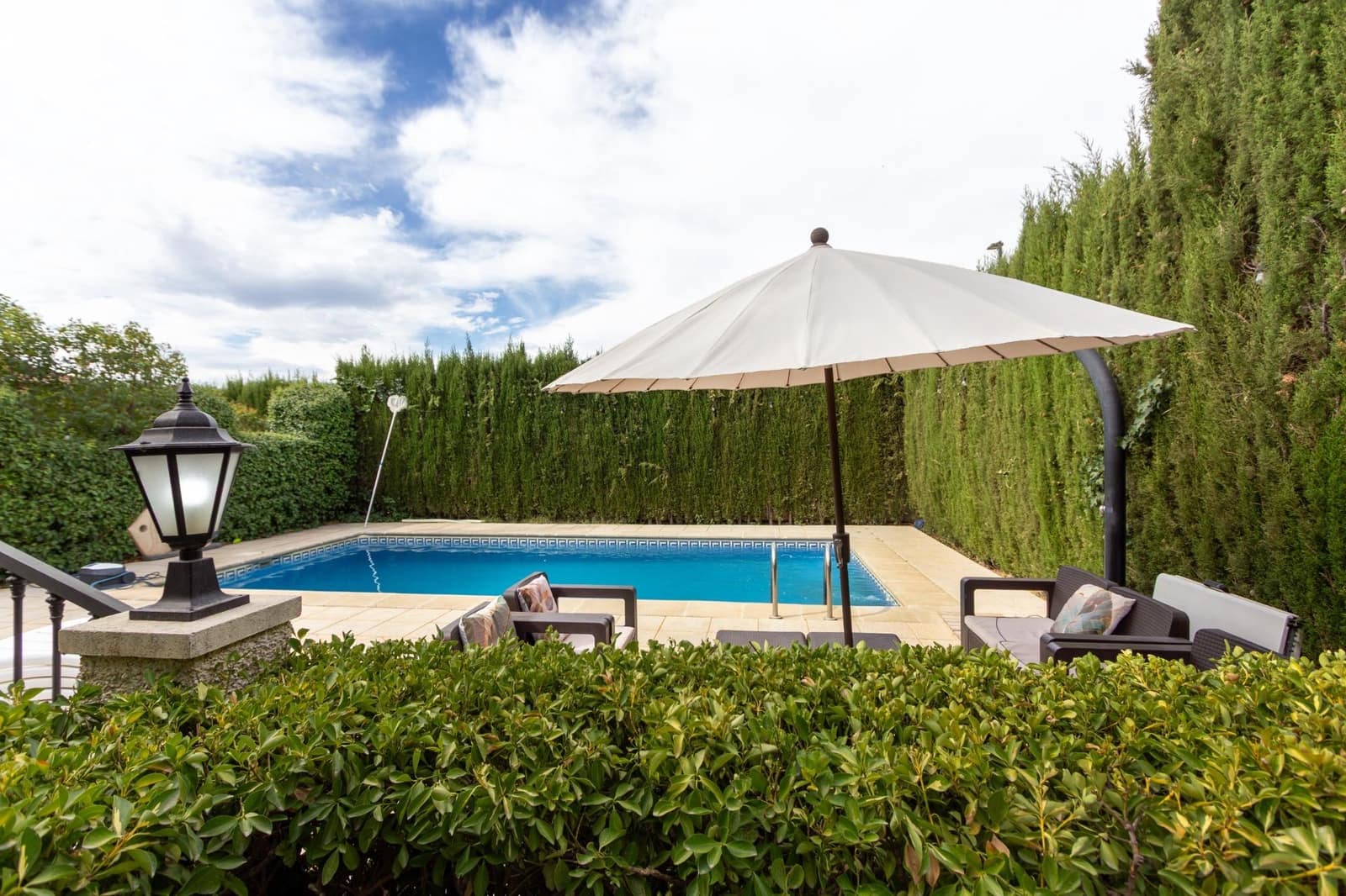 6 slaapkamer Villa te koop in Padul met zwembad - € 350.000 (Ref: 9252405)