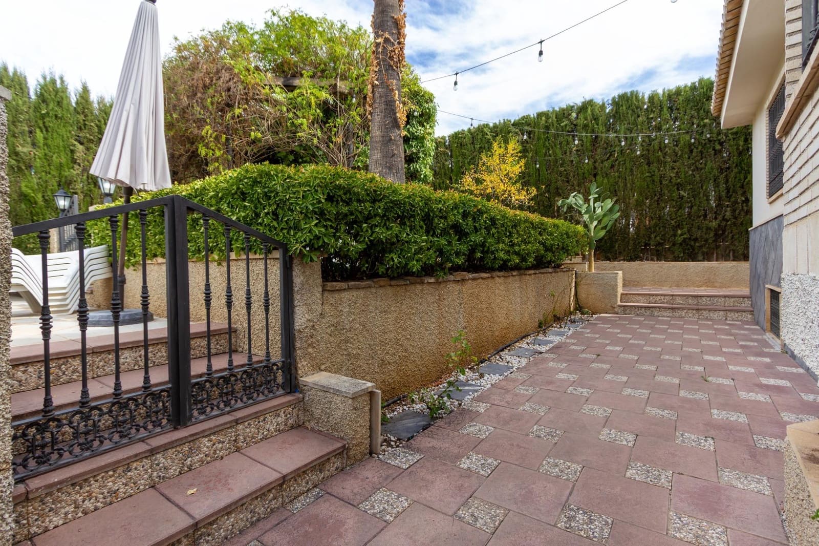 6 slaapkamer Villa te koop in Padul met zwembad - € 350.000 (Ref: 9252405)