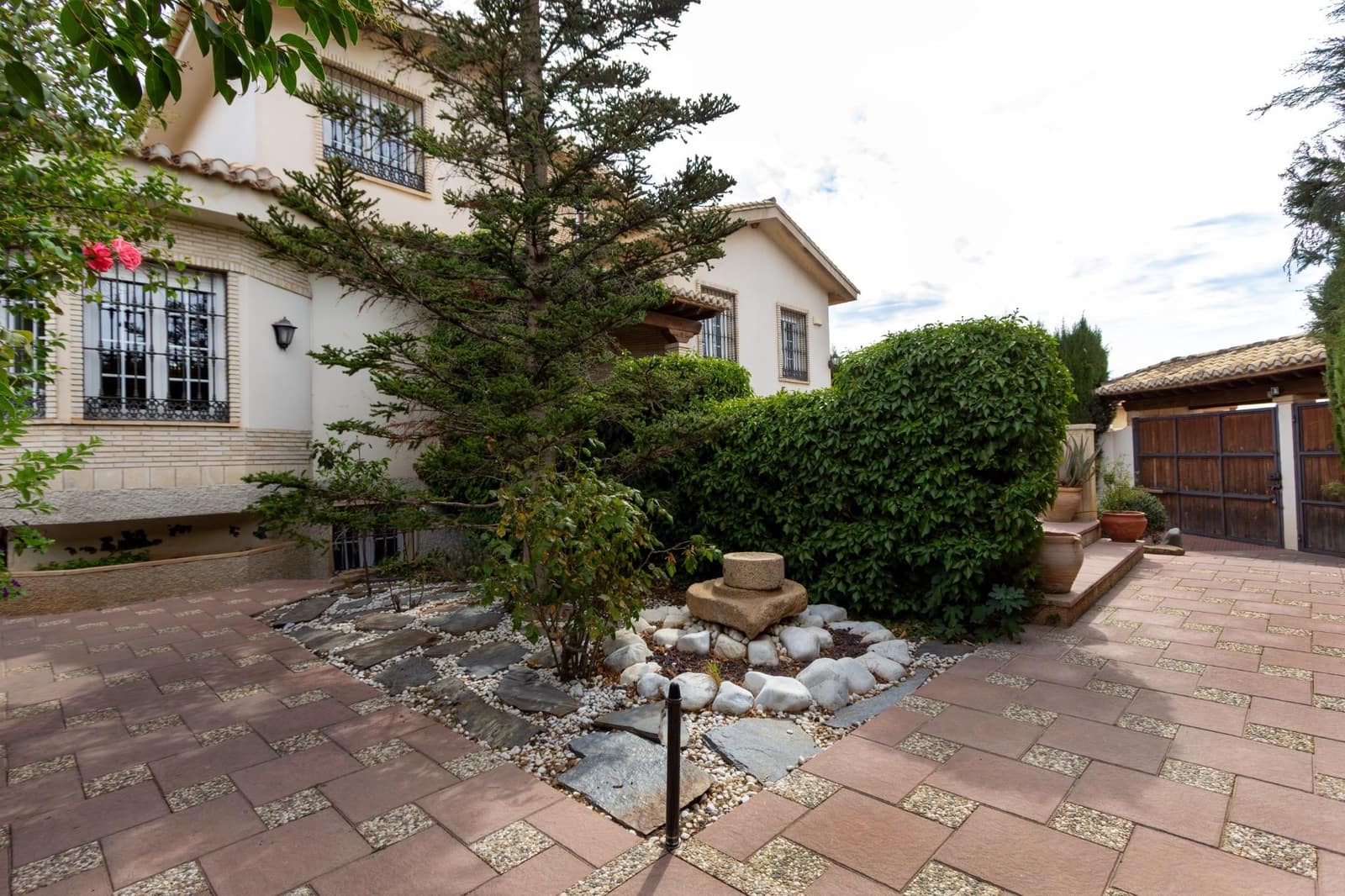 6 slaapkamer Villa te koop in Padul met zwembad - € 350.000 (Ref: 9252405)