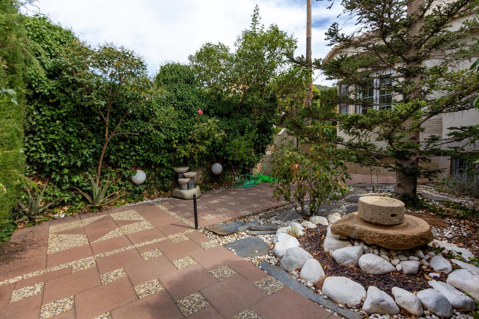 6 slaapkamer Villa te koop in Padul met zwembad - € 350.000 (Ref: 9252405)