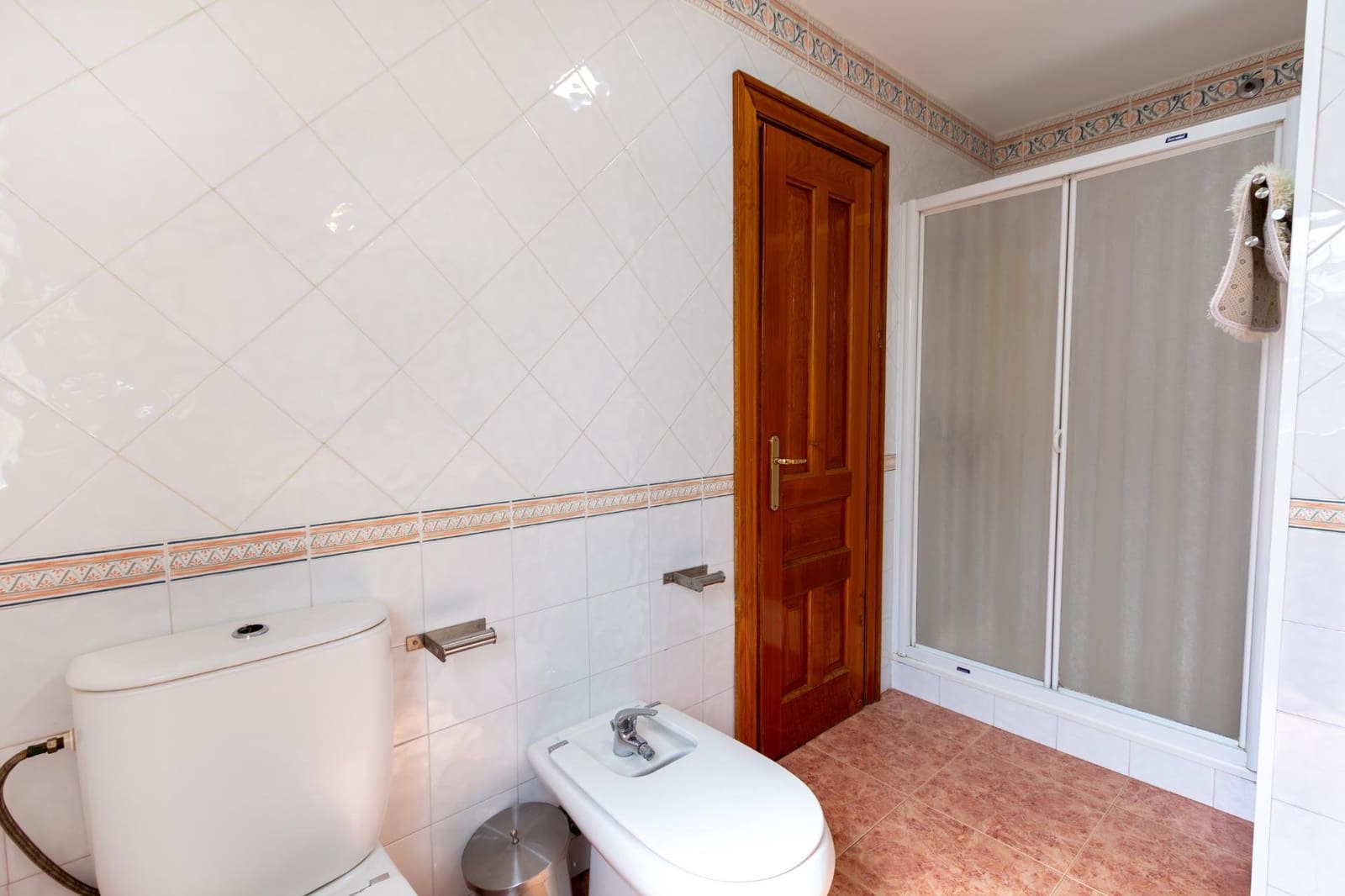 6 slaapkamer Villa te koop in Padul met zwembad - € 350.000 (Ref: 9252405)