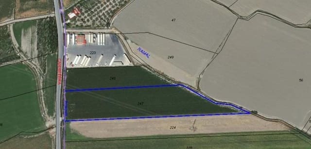 Finca/Landehus til salg i Granada by - € 175.500 (Ref: 9252406)