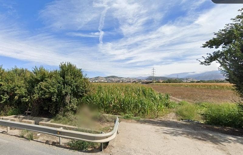 Finca/Casa Rural en Granada ciudad en venta - 175.500 € (Ref: 9252406)