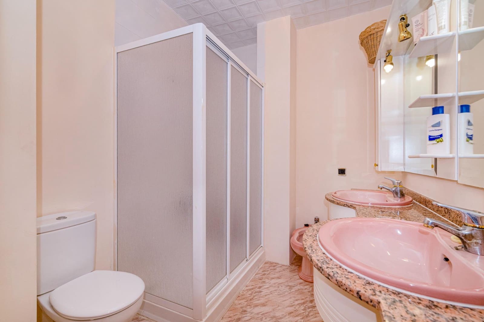 3 soveværelse Rækkehus til salg i Pinos Puente - € 125.000 (Ref: 9252407)