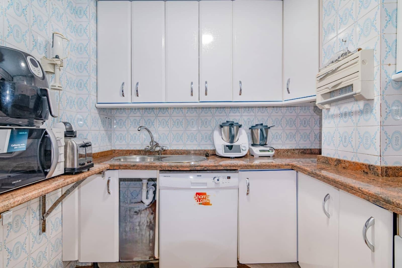 3 soveværelse Rækkehus til salg i Pinos Puente - € 125.000 (Ref: 9252407)