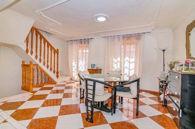 3 chambre Villa/Maison Mitoyenne à vendre à Pinos Puente - 125 000 € (Ref: 9252407)