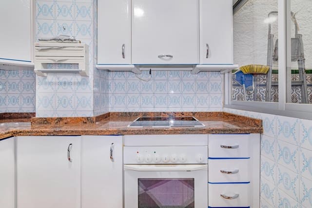 3 chambre Villa/Maison Mitoyenne à vendre à Pinos Puente - 125 000 € (Ref: 9252407)