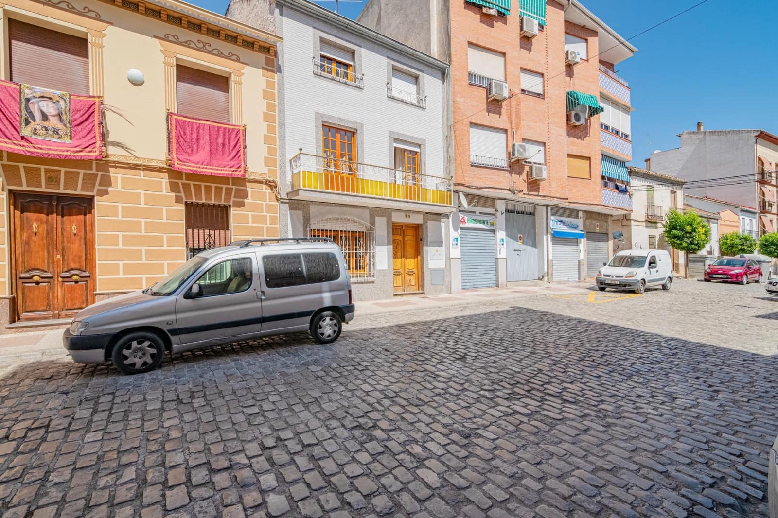 3 soveværelse Rækkehus til salg i Pinos Puente - € 125.000 (Ref: 9252407)