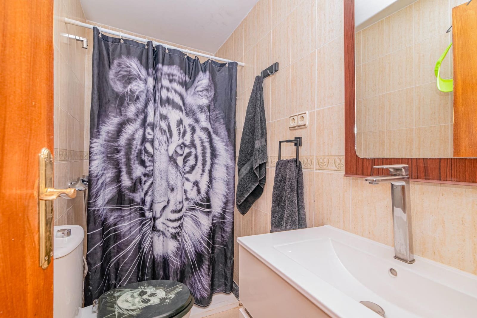 6 soveværelse Byhus til salg i Quentar - € 109.900 (Ref: 9257256)