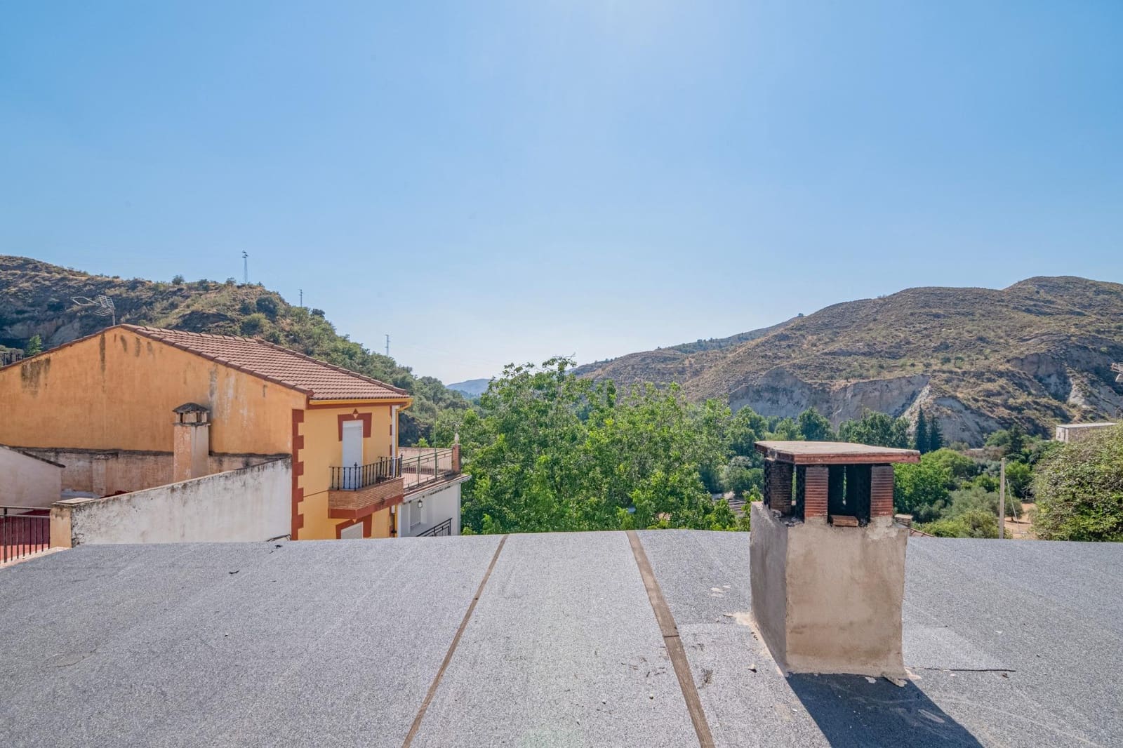 6 soverom Hus til salgs i Quentar - € 109 900 (Ref: 9257256)