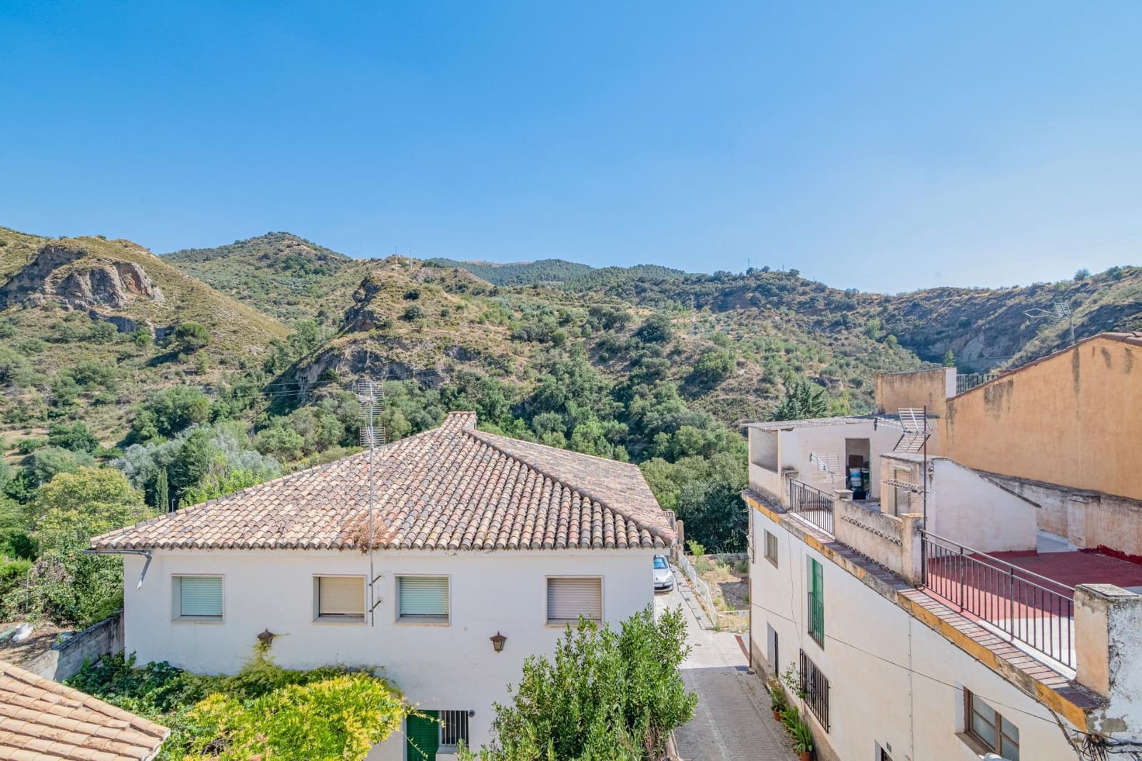 6 soverom Hus til salgs i Quentar - € 109 900 (Ref: 9257256)