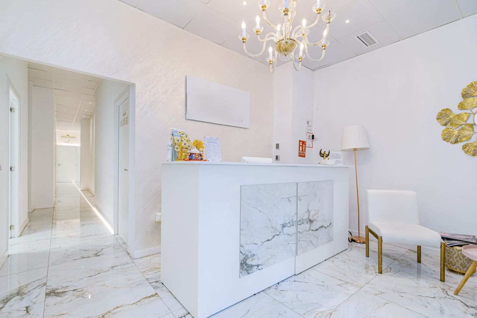 8 soveværelse Virksomhed til salg i Granada by - € 800.000 (Ref: 9269696)