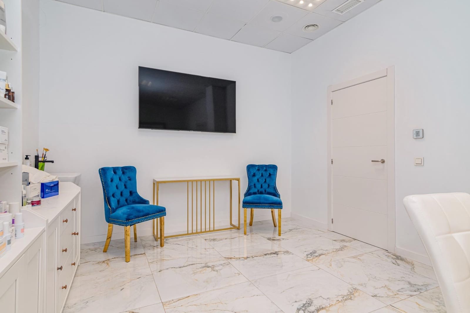 8 soveværelse Virksomhed til salg i Granada by - € 800.000 (Ref: 9269696)