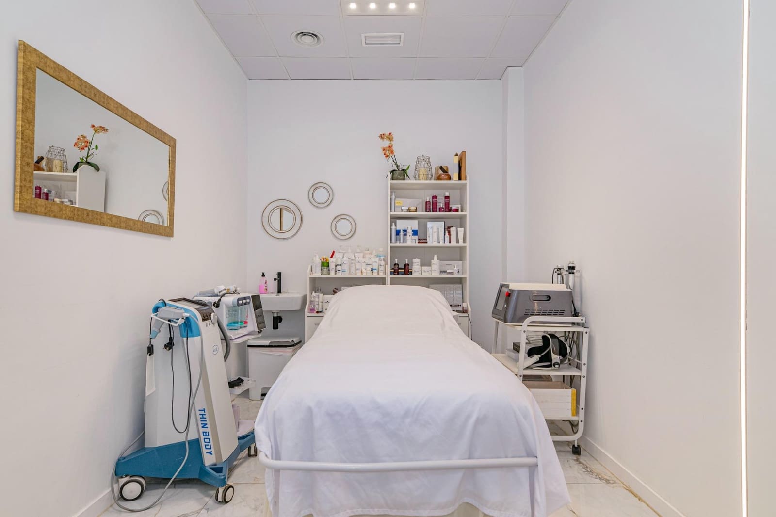 8 soveværelse Virksomhed til salg i Granada by - € 800.000 (Ref: 9269696)