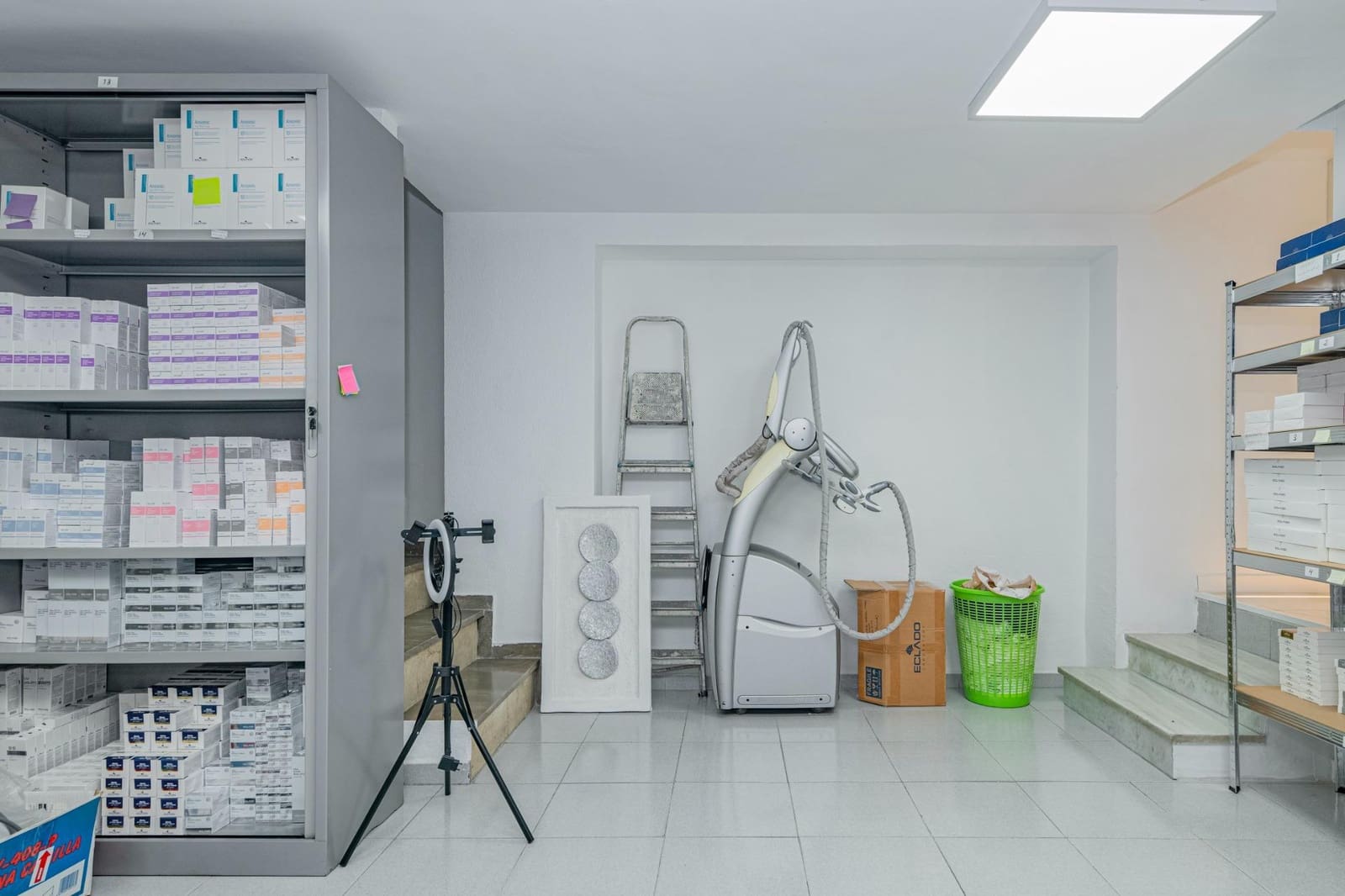 8 soveværelse Virksomhed til salg i Granada by - € 800.000 (Ref: 9269696)