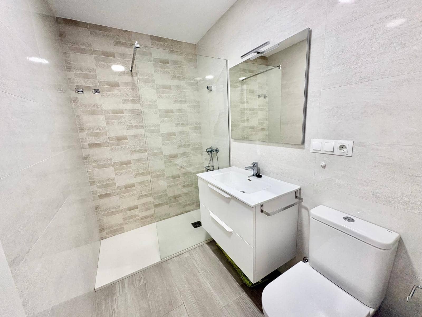 3 chambre Appartement à vendre à Salobrena - 160 000 € (Ref: 9272570)