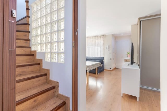 2 soverom Penthouse til salgs i Otura med garasje - € 189 900 (Ref: 9285192)