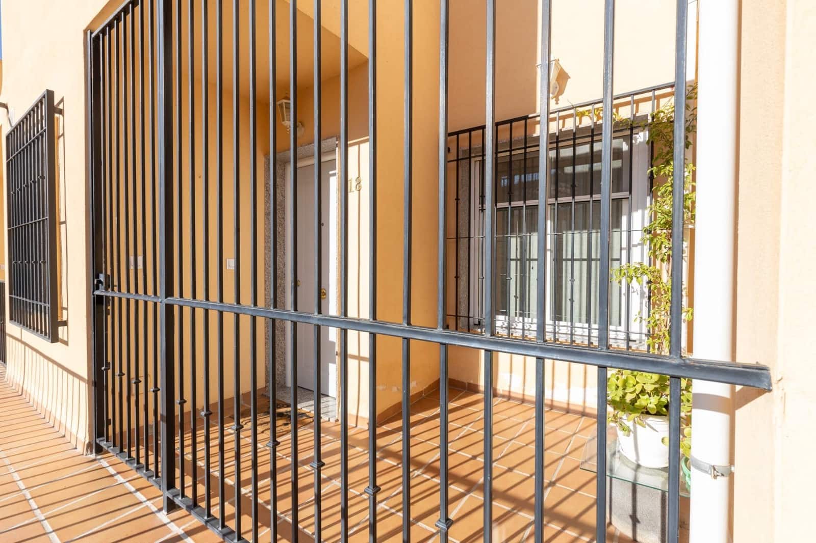 2 soveværelse Penthouse til salg i Otura med garage - € 189.900 (Ref: 9285192)