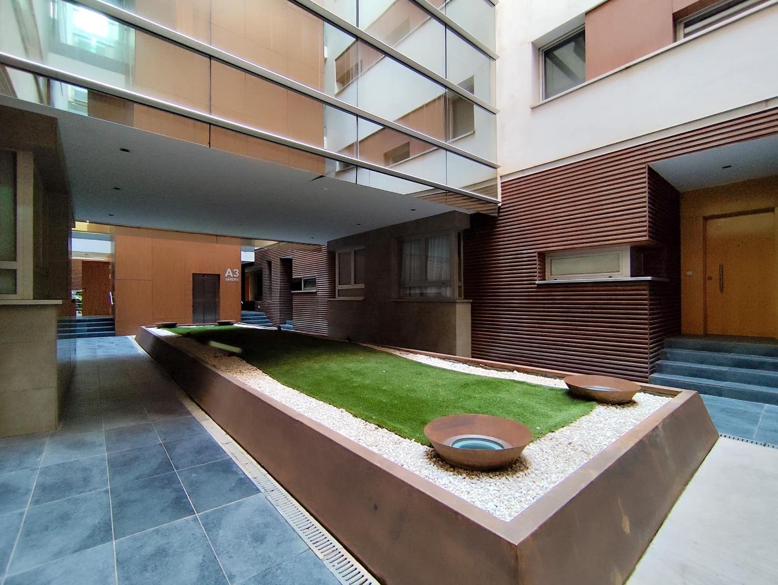 2 soveværelse Lejlighed til salg i Armilla med swimmingpool - € 269.900 (Ref: 9312839)