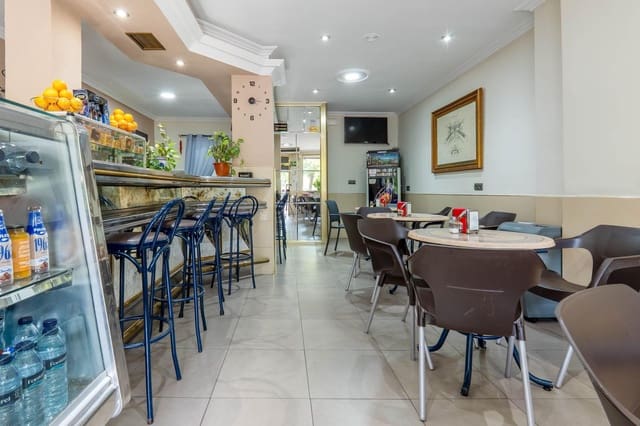 Bedrijf te koop in Granada stad - € 170.000 (Ref: 9321873)