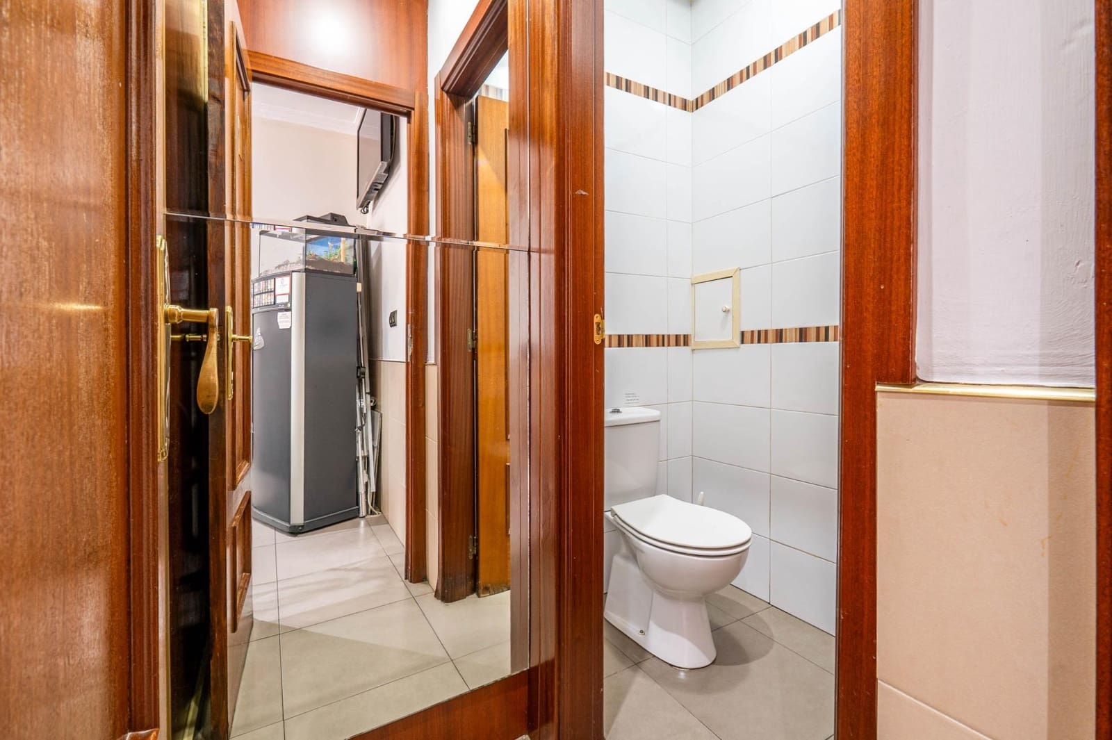 Bedrijf te koop in Granada stad - € 170.000 (Ref: 9321873)