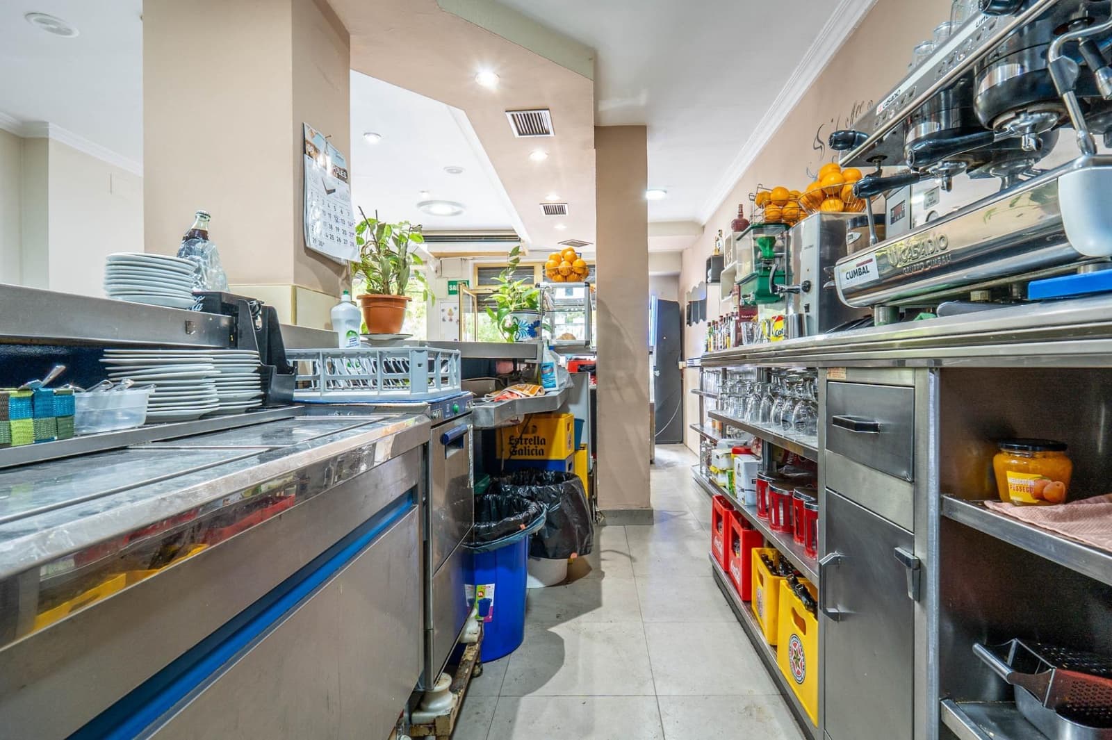 Bedrijf te koop in Granada stad - € 170.000 (Ref: 9321873)