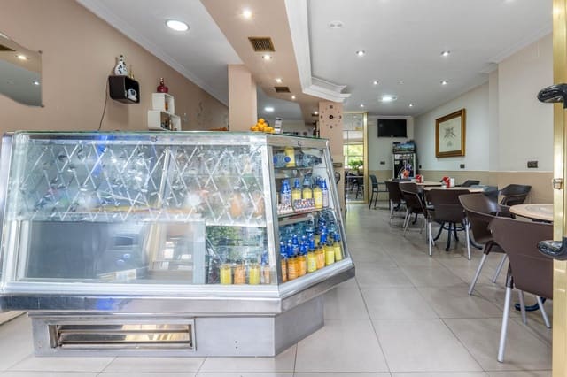 Bedrijf te koop in Granada stad - € 170.000 (Ref: 9321873)