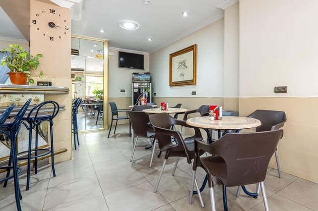 Bedrijf te koop in Granada stad - € 170.000 (Ref: 9321873)