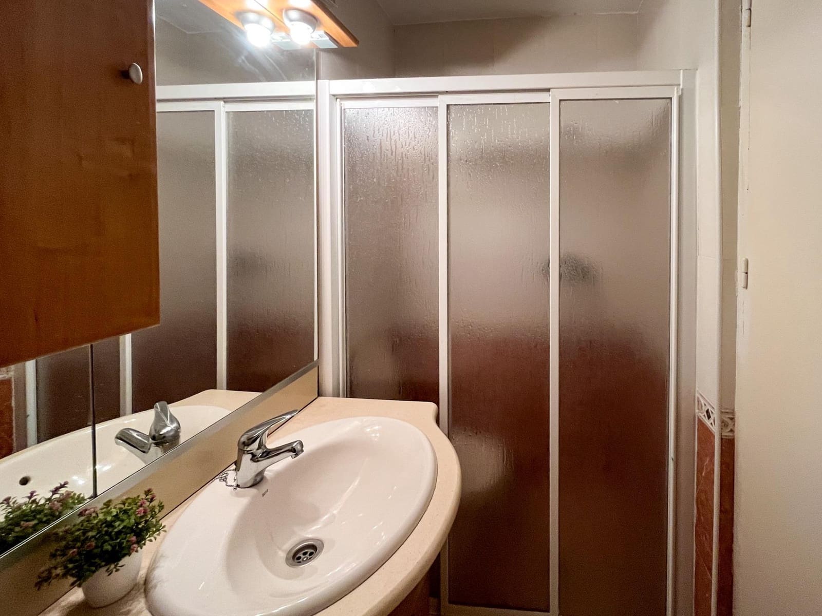 2 soveværelse Lejlighed til salg i Lanjaron - € 76.000 (Ref: 9330613)