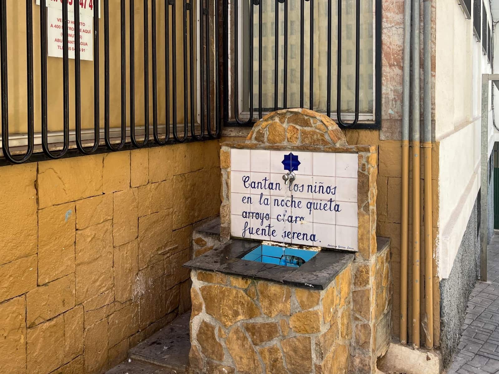 2 soveværelse Lejlighed til salg i Lanjaron - € 76.000 (Ref: 9330613)