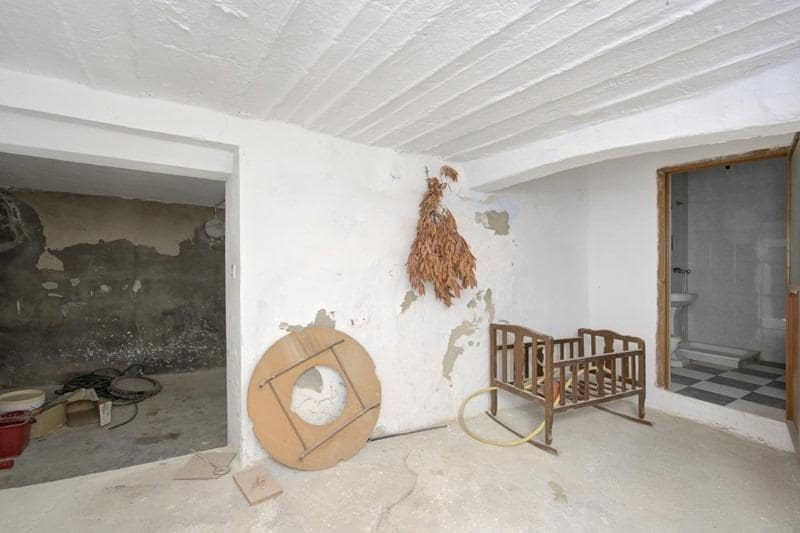 5 slaapkamer Huis te koop in Padul - € 159.900 (Ref: 9330615)