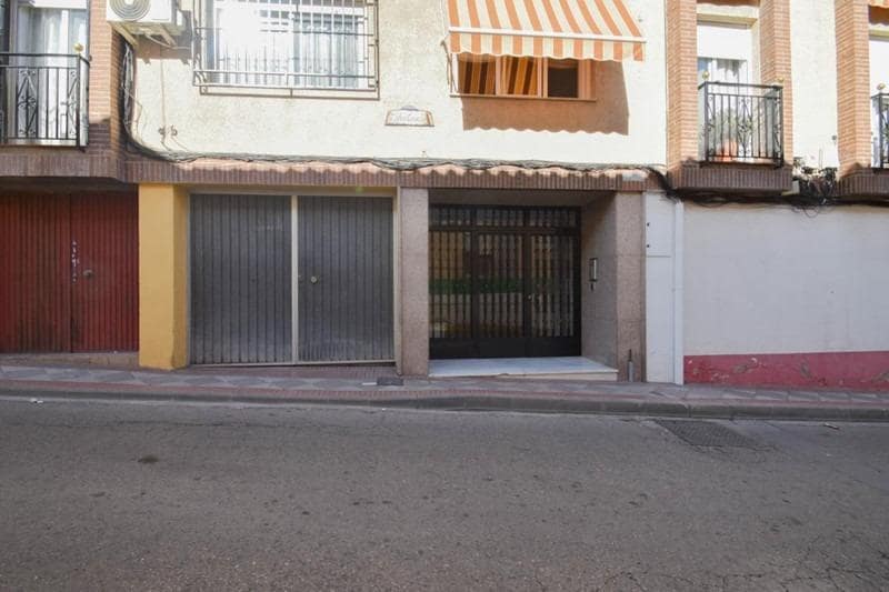 3 makuuhuone Kattohuoneisto myytävänä paikassa Atarfe mukana 
autotalli - 125 000 € (Ref: 9338000)