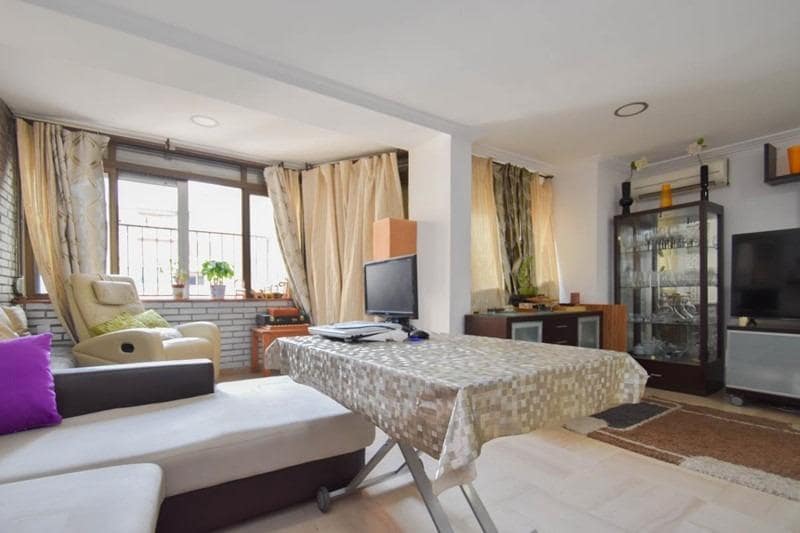 3 soveværelse Lejlighed til salg i Granada by - € 330.000 (Ref: 9341161)