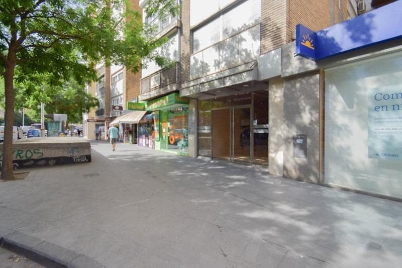 3 soveværelse Lejlighed til salg i Granada by - € 330.000 (Ref: 9341161)