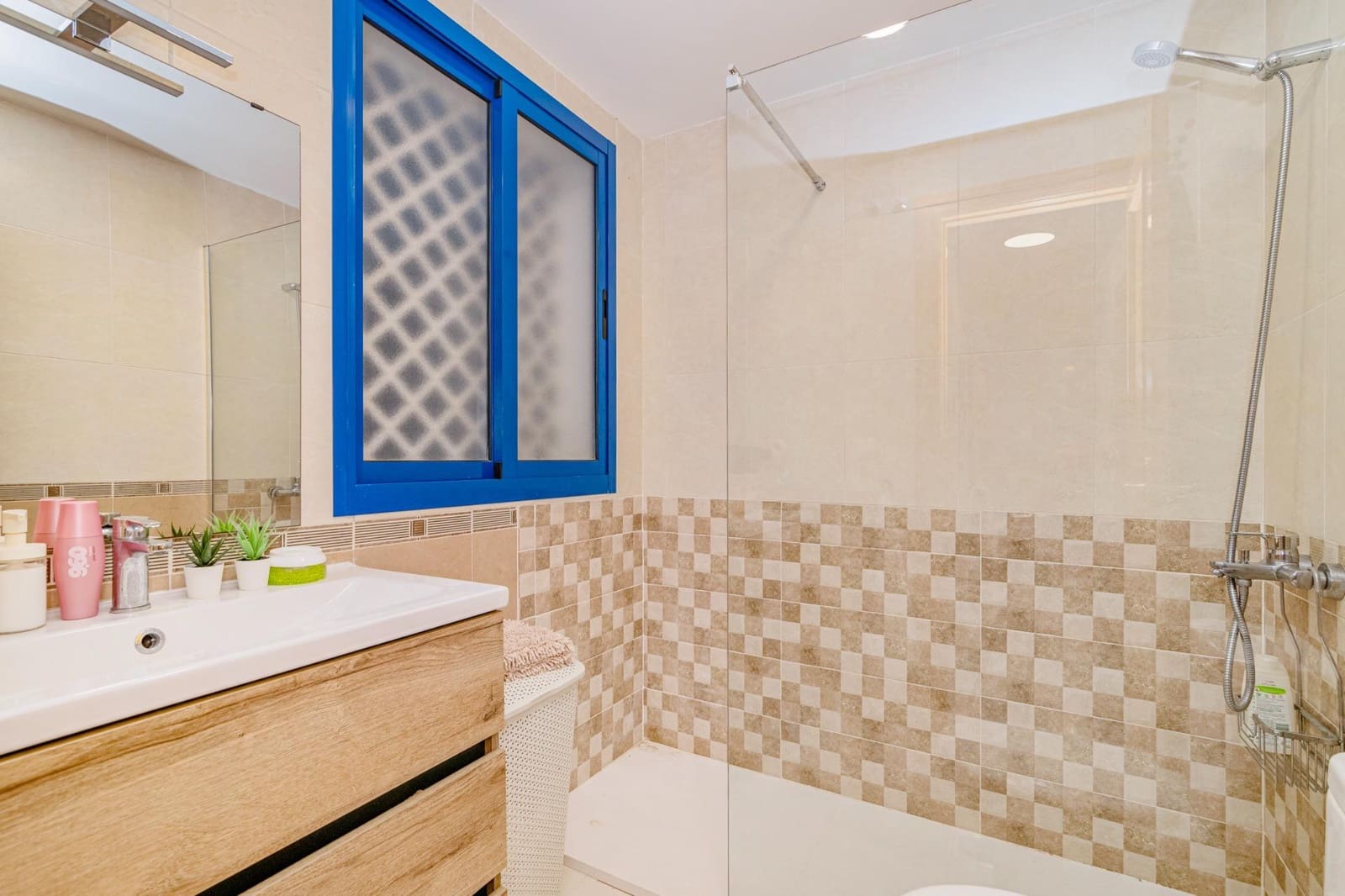 3 soveværelse Lejlighed til salg i Castell de Ferro med garage - € 192.999 (Ref: 9344738)