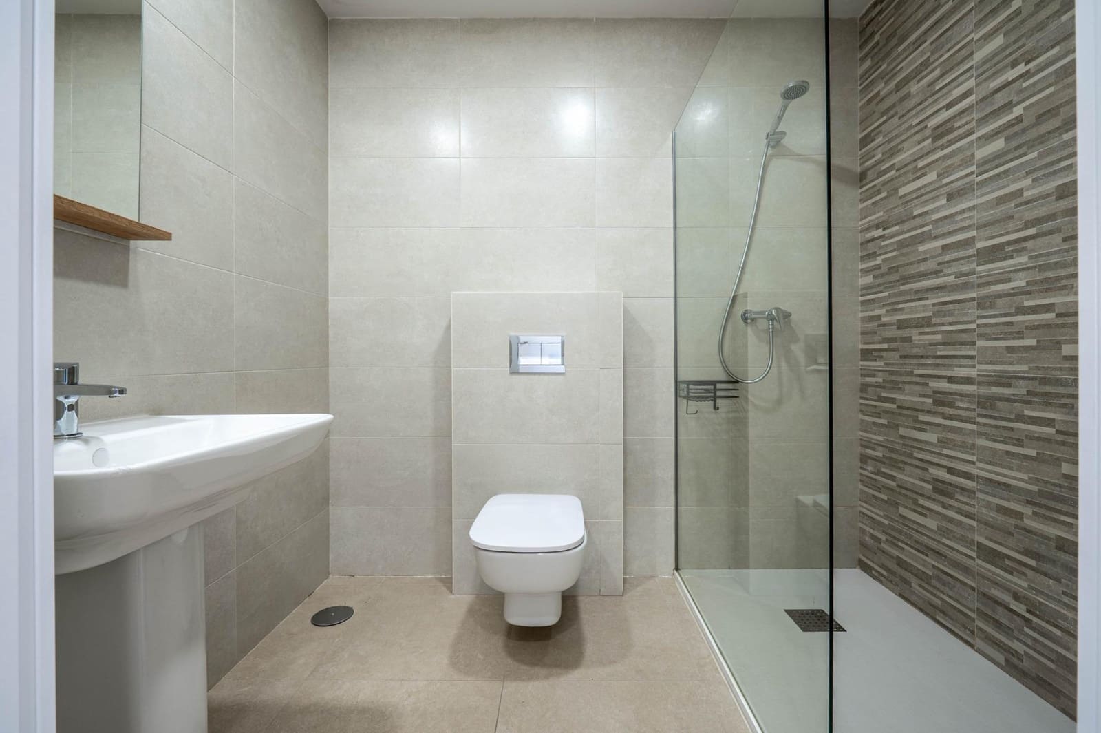 2 slaapkamer Flat te koop in Armilla met zwembad garage - € 350.000 (Ref: 9349515)